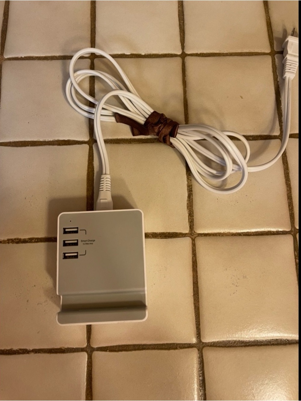 TERRiS 3 PORT USB CHARGING STATION
